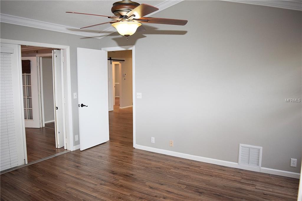 4933 81ST AVENUE TERRACE E, SARASOTA, Florida 34243, 3 Bedrooms Bedrooms, 8 Rooms Rooms,2 BathroomsBathrooms,Residential,For sale,81ST AVENUE,A4210020