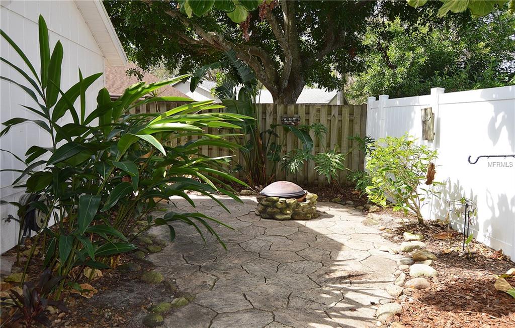4933 81ST AVENUE TERRACE E, SARASOTA, Florida 34243, 3 Bedrooms Bedrooms, 8 Rooms Rooms,2 BathroomsBathrooms,Residential,For sale,81ST AVENUE,A4210020