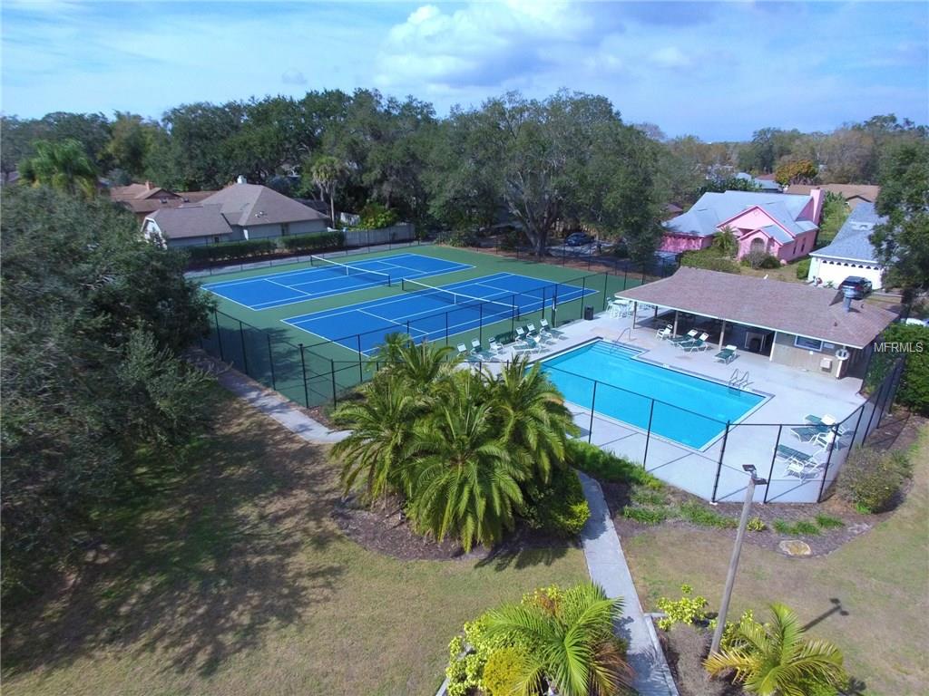 4933 81ST AVENUE TERRACE E, SARASOTA, Florida 34243, 3 Bedrooms Bedrooms, 8 Rooms Rooms,2 BathroomsBathrooms,Residential,For sale,81ST AVENUE,A4210020