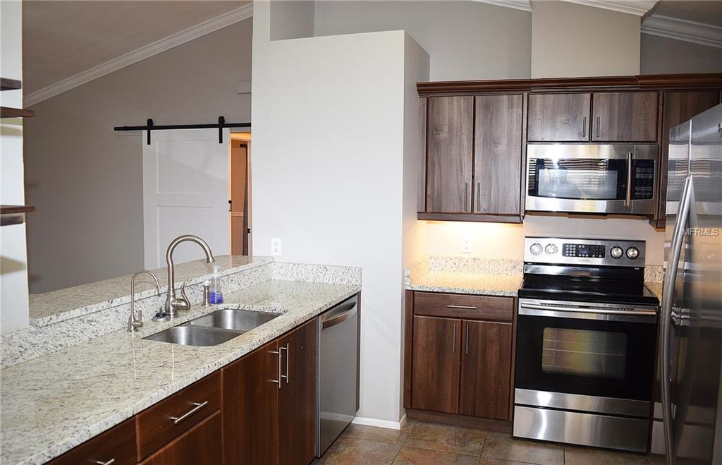 4933 81ST AVENUE TERRACE E, SARASOTA, Florida 34243, 3 Bedrooms Bedrooms, 8 Rooms Rooms,2 BathroomsBathrooms,Residential,For sale,81ST AVENUE,A4210020