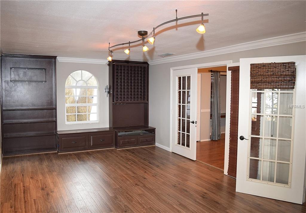 4933 81ST AVENUE TERRACE E, SARASOTA, Florida 34243, 3 Bedrooms Bedrooms, 8 Rooms Rooms,2 BathroomsBathrooms,Residential,For sale,81ST AVENUE,A4210020