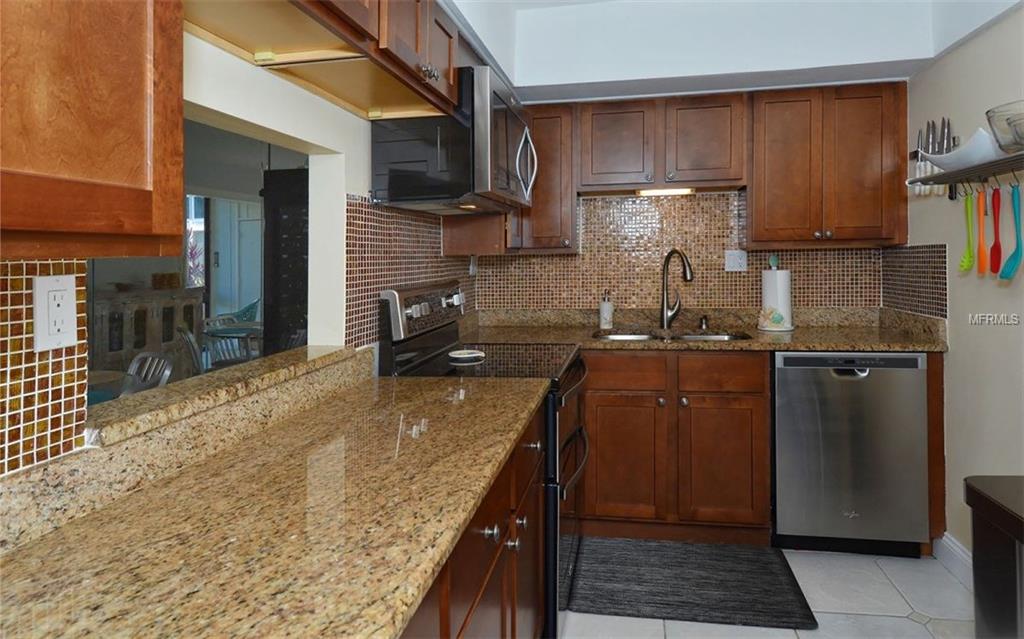 6015 W PEPPERTREE WAY, SARASOTA, Florida 34242, 2 Bedrooms Bedrooms, 5 Rooms Rooms,2 BathroomsBathrooms,Residential,For sale,PEPPERTREE,A4210091