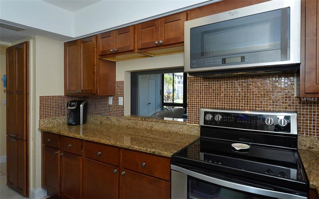 6015 W PEPPERTREE WAY, SARASOTA, Florida 34242, 2 Bedrooms Bedrooms, 5 Rooms Rooms,2 BathroomsBathrooms,Residential,For sale,PEPPERTREE,A4210091