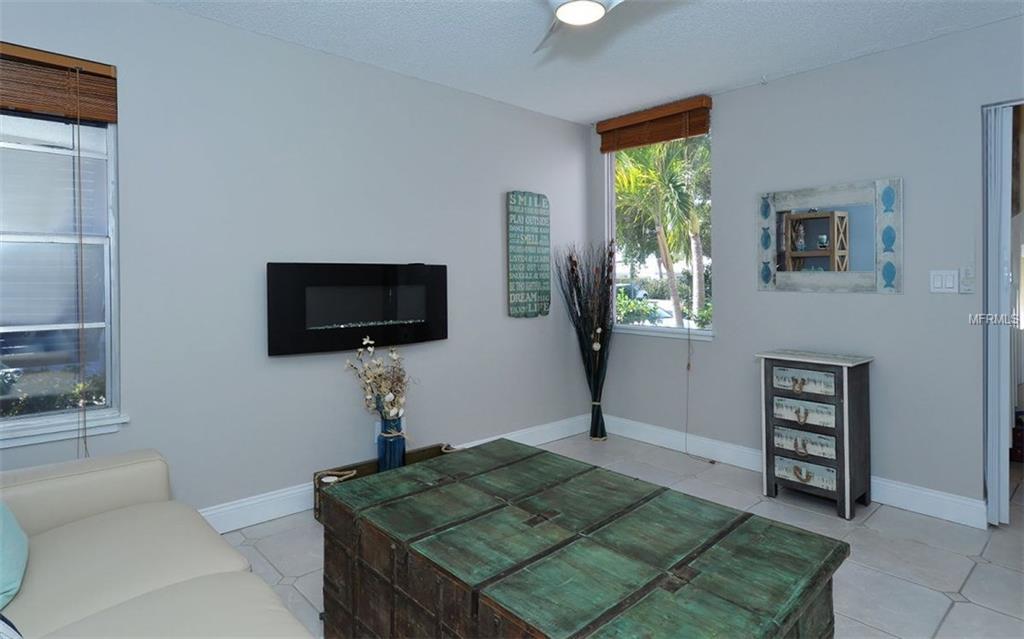 6015 W PEPPERTREE WAY, SARASOTA, Florida 34242, 2 Bedrooms Bedrooms, 5 Rooms Rooms,2 BathroomsBathrooms,Residential,For sale,PEPPERTREE,A4210091