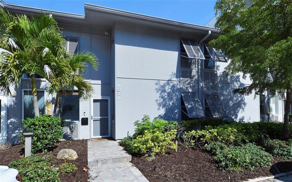 6015 W PEPPERTREE WAY, SARASOTA, Florida 34242, 2 Bedrooms Bedrooms, 5 Rooms Rooms,2 BathroomsBathrooms,Residential,For sale,PEPPERTREE,A4210091