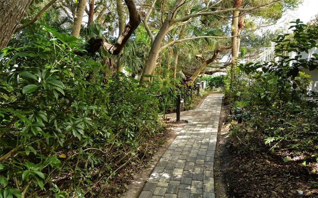 6015 W PEPPERTREE WAY, SARASOTA, Florida 34242, 2 Bedrooms Bedrooms, 5 Rooms Rooms,2 BathroomsBathrooms,Residential,For sale,PEPPERTREE,A4210091