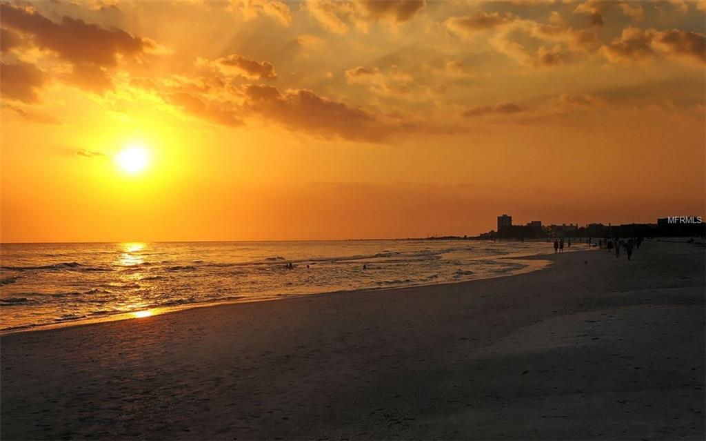 6015 W PEPPERTREE WAY, SARASOTA, Florida 34242, 2 Bedrooms Bedrooms, 5 Rooms Rooms,2 BathroomsBathrooms,Residential,For sale,PEPPERTREE,A4210091