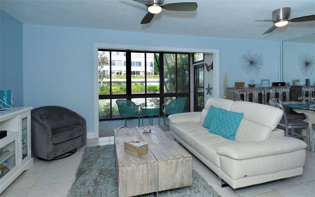 6015 W PEPPERTREE WAY, SARASOTA, Florida 34242, 2 Bedrooms Bedrooms, 5 Rooms Rooms,2 BathroomsBathrooms,Residential,For sale,PEPPERTREE,A4210091