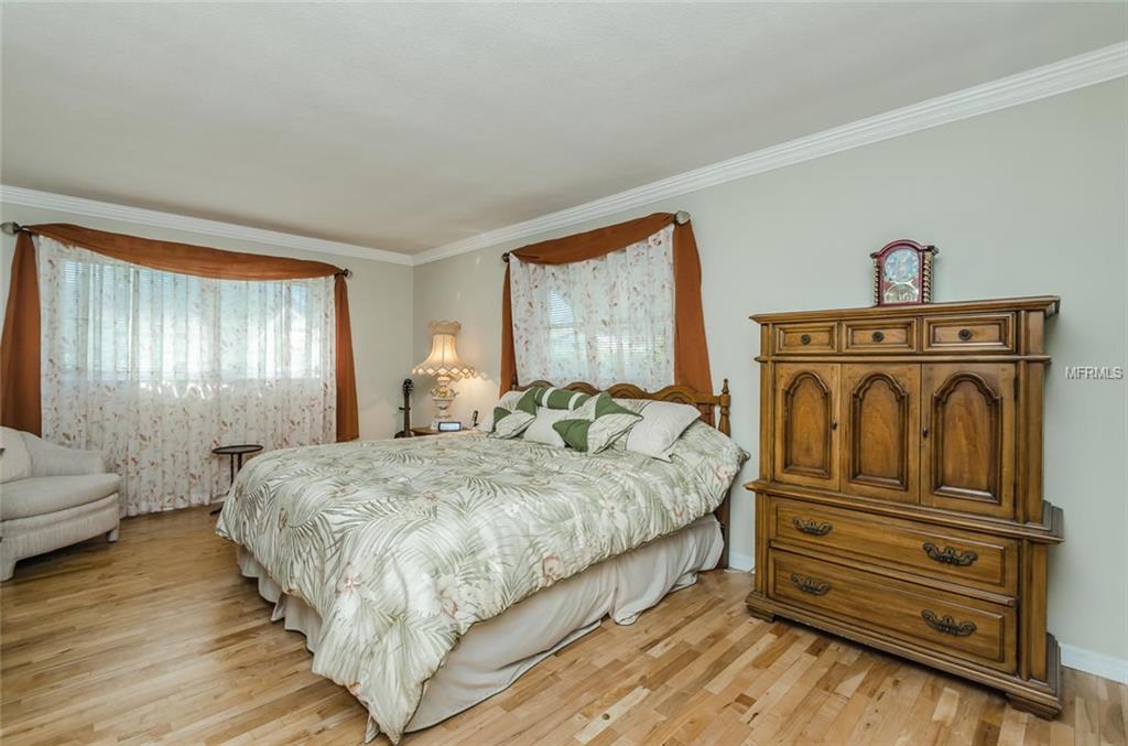 6824 14TH AVENUE N, ST PETERSBURG, Florida 33710, 3 Bedrooms Bedrooms, 4 Rooms Rooms,2 BathroomsBathrooms,Residential,For sale,14TH,U7837185