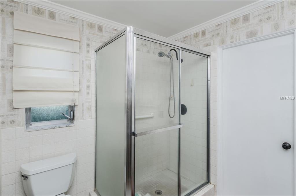 6824 14TH AVENUE N, ST PETERSBURG, Florida 33710, 3 Bedrooms Bedrooms, 4 Rooms Rooms,2 BathroomsBathrooms,Residential,For sale,14TH,U7837185