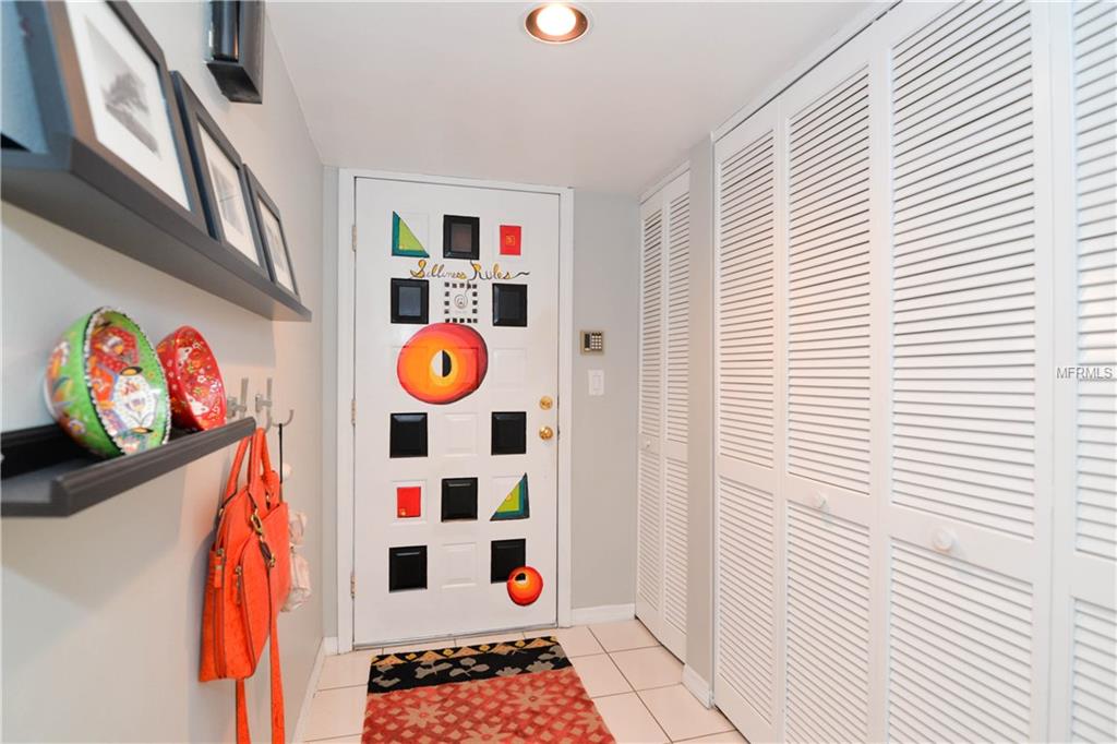 1162 CARMEL CIRCLE, CASSELBERRY, Florida 32707, 3 Bedrooms Bedrooms, 6 Rooms Rooms,2 BathroomsBathrooms,Residential,For sale,CARMEL,O5551675