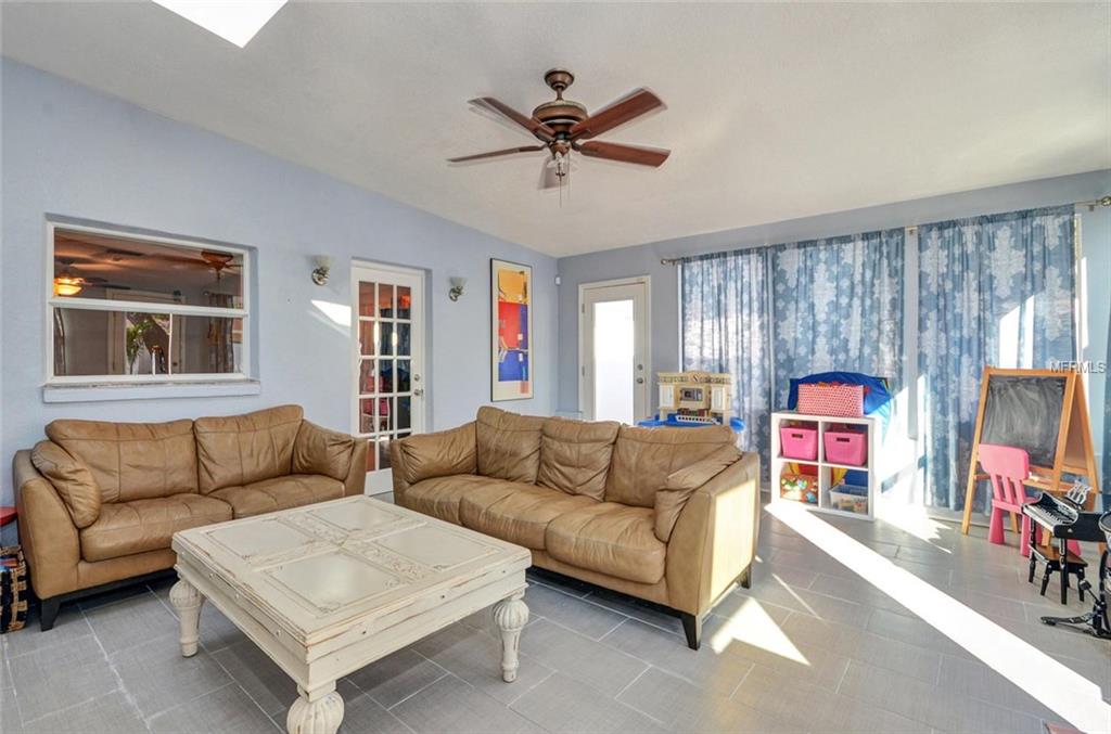 206 S OCCIDENT STREET, TAMPA, Florida 33609, 3 Bedrooms Bedrooms, 6 Rooms Rooms,2 BathroomsBathrooms,Residential,For sale,OCCIDENT,T2920218