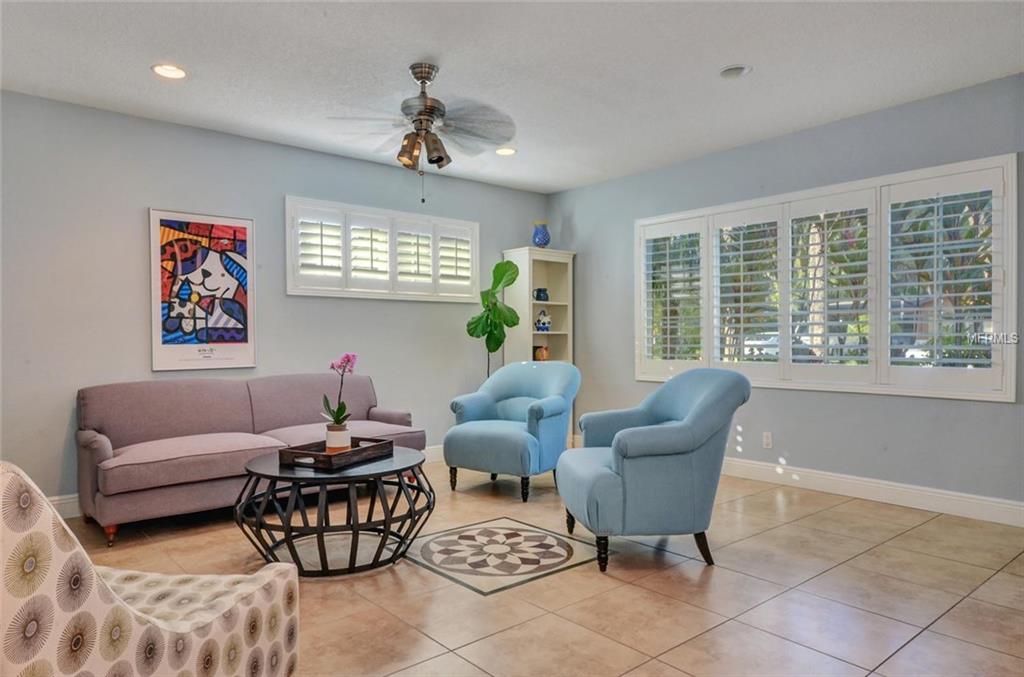 206 S OCCIDENT STREET, TAMPA, Florida 33609, 3 Bedrooms Bedrooms, 6 Rooms Rooms,2 BathroomsBathrooms,Residential,For sale,OCCIDENT,T2920218