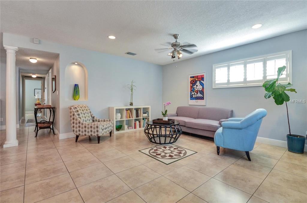 206 S OCCIDENT STREET, TAMPA, Florida 33609, 3 Bedrooms Bedrooms, 6 Rooms Rooms,2 BathroomsBathrooms,Residential,For sale,OCCIDENT,T2920218