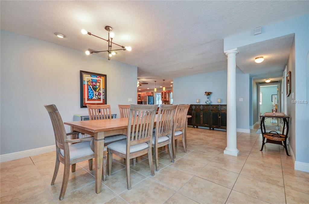 206 S OCCIDENT STREET, TAMPA, Florida 33609, 3 Bedrooms Bedrooms, 6 Rooms Rooms,2 BathroomsBathrooms,Residential,For sale,OCCIDENT,T2920218