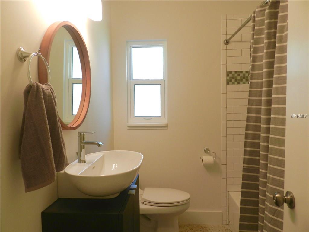 2460 TROPICAL SHORES DRIVE SE, ST PETERSBURG, Florida 33705, 3 Bedrooms Bedrooms, 3 Rooms Rooms,2 BathroomsBathrooms,Residential,For sale,TROPICAL SHORES,U7843184