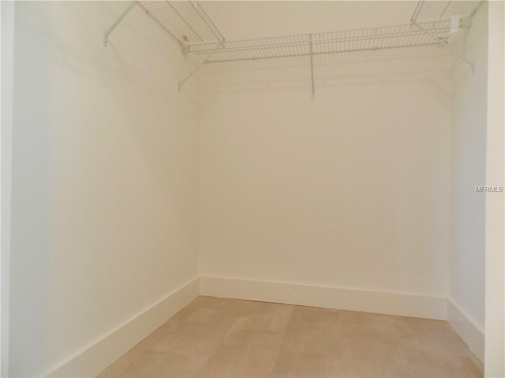 2460 TROPICAL SHORES DRIVE SE, ST PETERSBURG, Florida 33705, 3 Bedrooms Bedrooms, 3 Rooms Rooms,2 BathroomsBathrooms,Residential,For sale,TROPICAL SHORES,U7843184