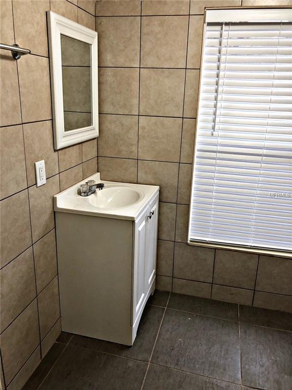 4942 BALBOA DRIVE, ORLANDO, Florida 32808, 3 Bedrooms Bedrooms, 7 Rooms Rooms,2 BathroomsBathrooms,Residential,For sale,BALBOA,S4855750