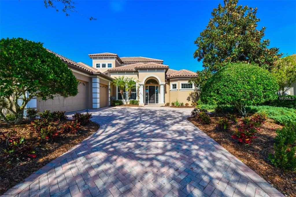 7026 KINGSMILL COURT, LAKEWOOD RANCH, Florida 34202, 4 Bedrooms Bedrooms, 10 Rooms Rooms,4 BathroomsBathrooms,Residential,For sale,KINGSMILL,A4207165