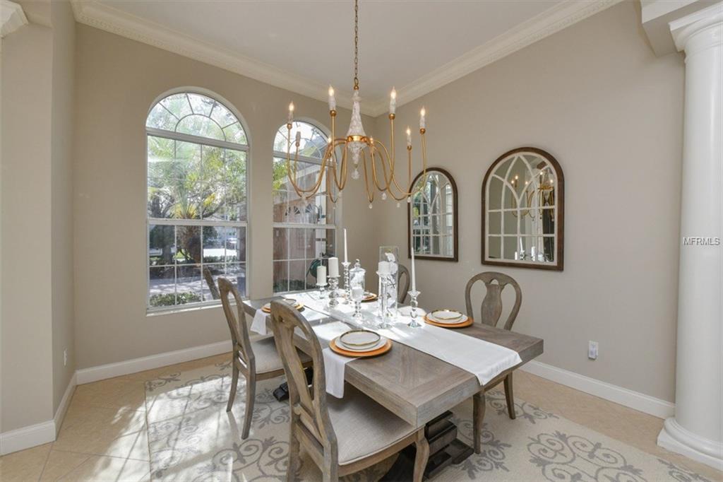 7026 KINGSMILL COURT, LAKEWOOD RANCH, Florida 34202, 4 Bedrooms Bedrooms, 10 Rooms Rooms,4 BathroomsBathrooms,Residential,For sale,KINGSMILL,A4207165