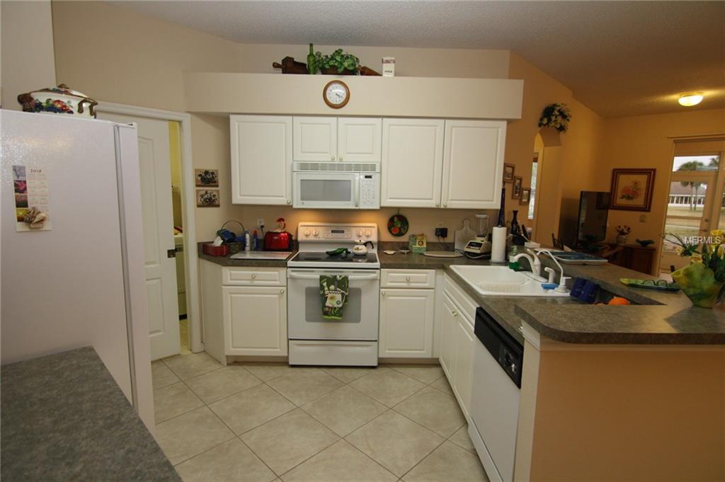 2124 ACADIA GREENS DRIVE, SUN CITY CENTER, Florida 33573, 2 Bedrooms Bedrooms, 6 Rooms Rooms,2 BathroomsBathrooms,Residential,For sale,ACADIA GREENS,T2924653