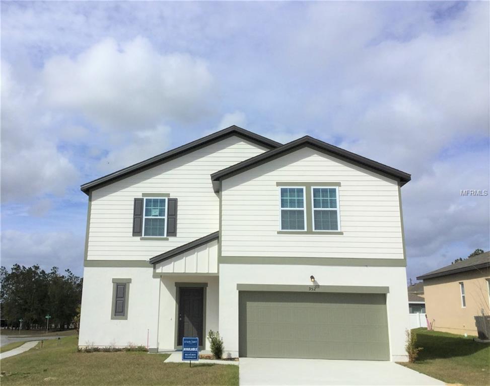 952 ROBERTA ROAD, LAKE WALES, Florida 33853, 4 Bedrooms Bedrooms, 3 Rooms Rooms,2 BathroomsBathrooms,Residential,For sale,ROBERTA,O5559413