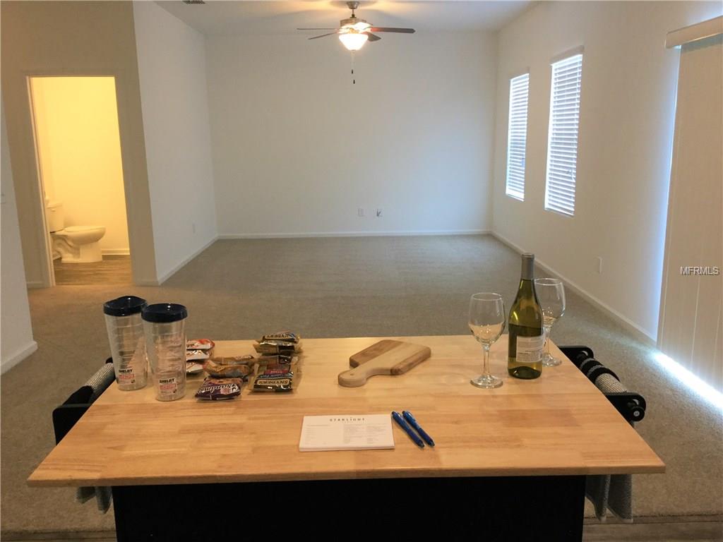 952 ROBERTA ROAD, LAKE WALES, Florida 33853, 4 Bedrooms Bedrooms, 3 Rooms Rooms,2 BathroomsBathrooms,Residential,For sale,ROBERTA,O5559413