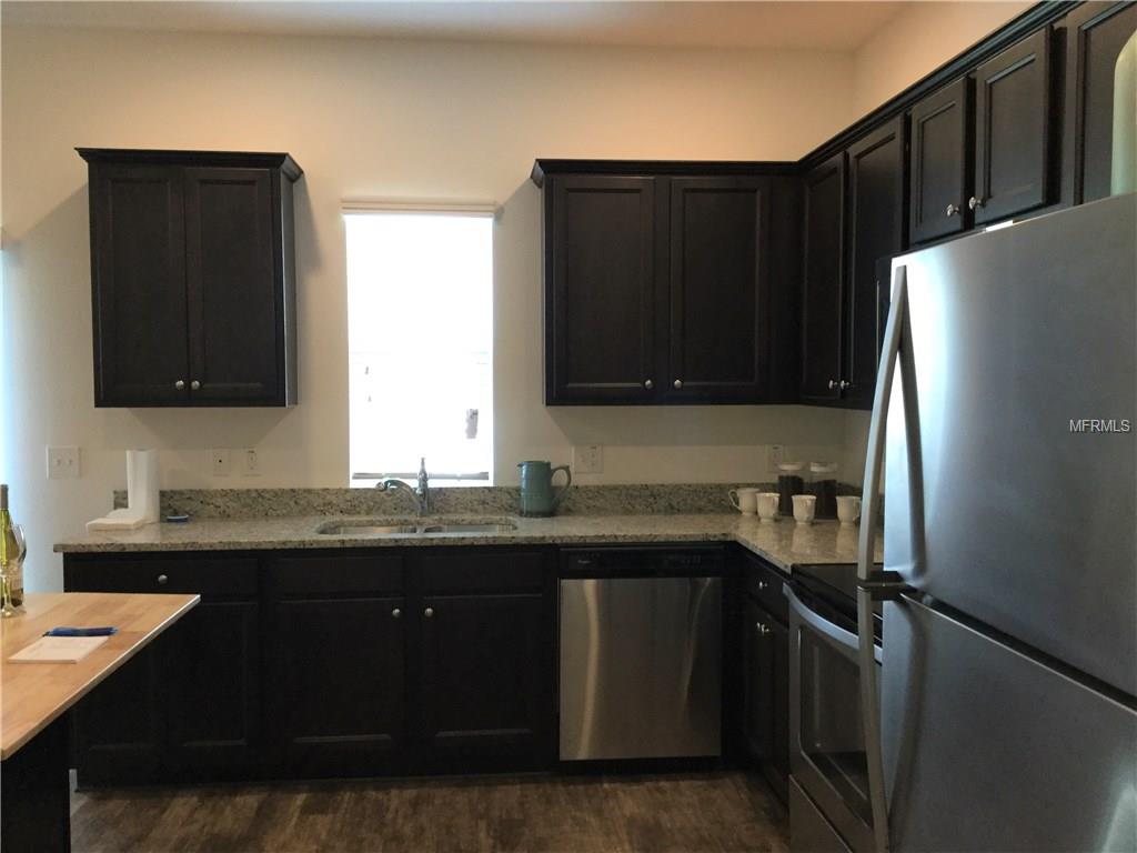 952 ROBERTA ROAD, LAKE WALES, Florida 33853, 4 Bedrooms Bedrooms, 3 Rooms Rooms,2 BathroomsBathrooms,Residential,For sale,ROBERTA,O5559413