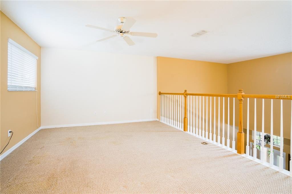 949 PICKFAIR TERRACE, LAKE MARY, Florida 32746, 3 Bedrooms Bedrooms, 10 Rooms Rooms,2 BathroomsBathrooms,Residential,For sale,PICKFAIR,O5560445