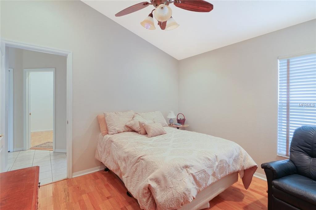 2634 RAVENDALE LANE, HOLIDAY, Florida 34691, 4 Bedrooms Bedrooms, 3 Rooms Rooms,3 BathroomsBathrooms,Residential,For sale,RAVENDALE,U7846920