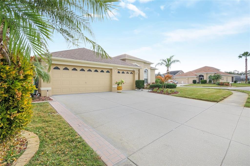 2634 RAVENDALE LANE, HOLIDAY, Florida 34691, 4 Bedrooms Bedrooms, 3 Rooms Rooms,3 BathroomsBathrooms,Residential,For sale,RAVENDALE,U7846920