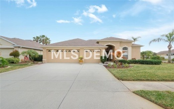 2634 RAVENDALE LANE, HOLIDAY, Florida 34691, 4 Bedrooms Bedrooms, 3 Rooms Rooms,3 BathroomsBathrooms,Residential,For sale,RAVENDALE,U7846920