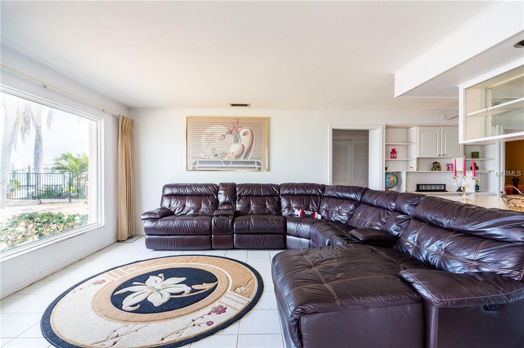 16119 6TH STREET E, REDINGTON BEACH, Florida 33708, 3 Bedrooms Bedrooms, 10 Rooms Rooms,2 BathroomsBathrooms,Residential,For sale,6TH,T2927758