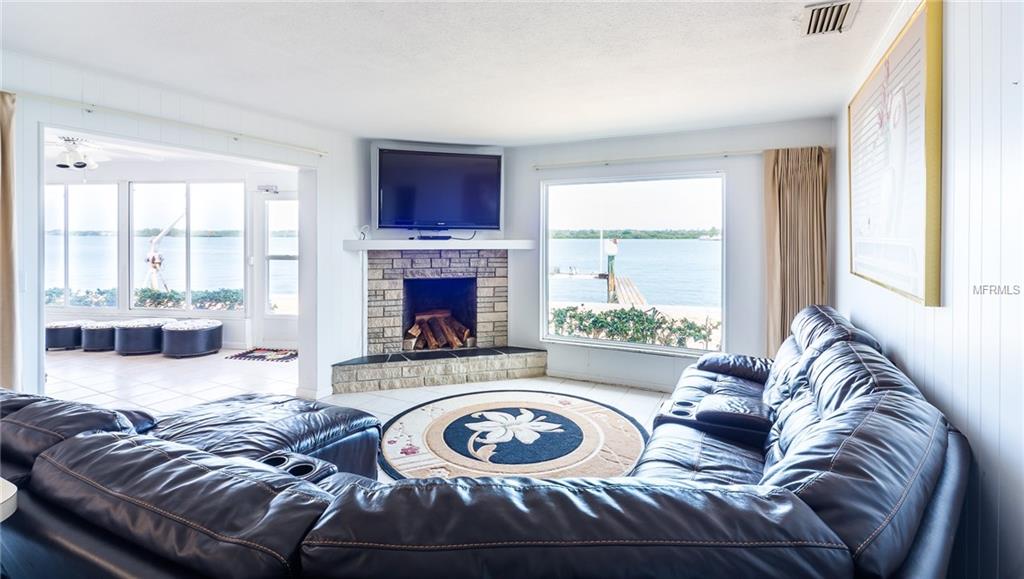 16119 6TH STREET E, REDINGTON BEACH, Florida 33708, 3 Bedrooms Bedrooms, 10 Rooms Rooms,2 BathroomsBathrooms,Residential,For sale,6TH,T2927758