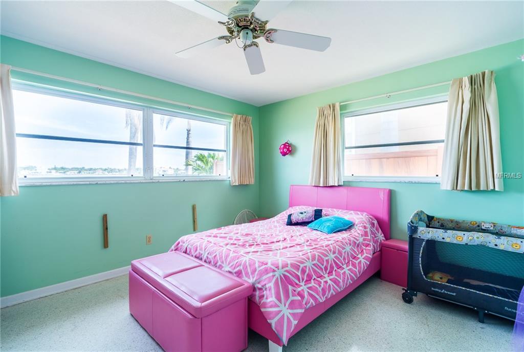 16119 6TH STREET E, REDINGTON BEACH, Florida 33708, 3 Bedrooms Bedrooms, 10 Rooms Rooms,2 BathroomsBathrooms,Residential,For sale,6TH,T2927758