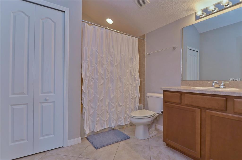 2021 ABBEY TRACE DRIVE, DOVER, Florida 33527, 4 Bedrooms Bedrooms, 9 Rooms Rooms,3 BathroomsBathrooms,Residential,For sale,ABBEY TRACE,T2927989