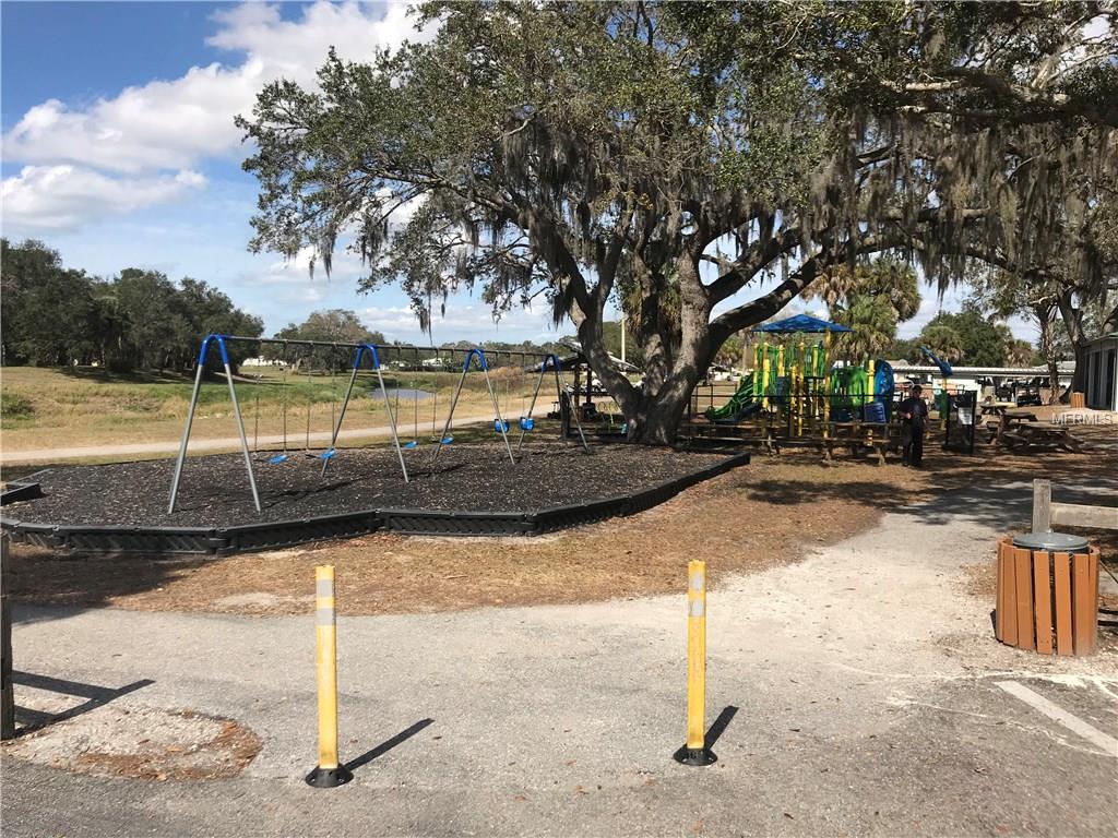 1802 BROOKHAVEN DRIVE, SARASOTA, Florida 34239, 3 Bedrooms Bedrooms, 9 Rooms Rooms,2 BathroomsBathrooms,Residential,For sale,BROOKHAVEN,A4210092