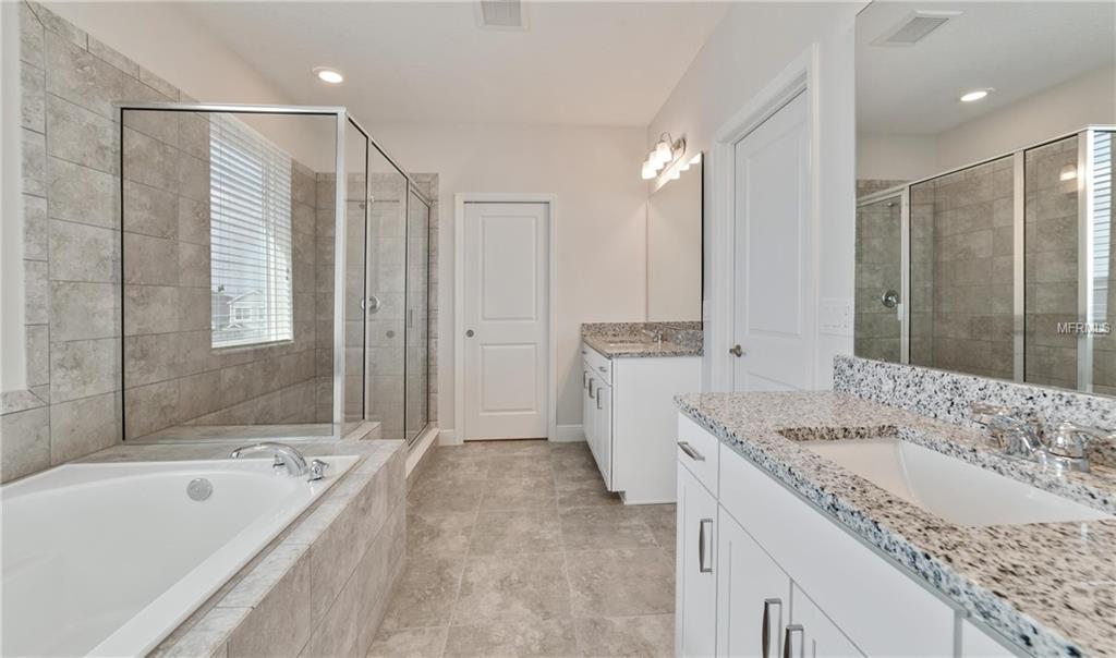 7159 SUMMERLAKE GROVES STREET, WINTER GARDEN, Florida 34787, 4 Bedrooms Bedrooms, 8 Rooms Rooms,2 BathroomsBathrooms,Residential,For sale,SUMMERLAKE GROVES,O5511077