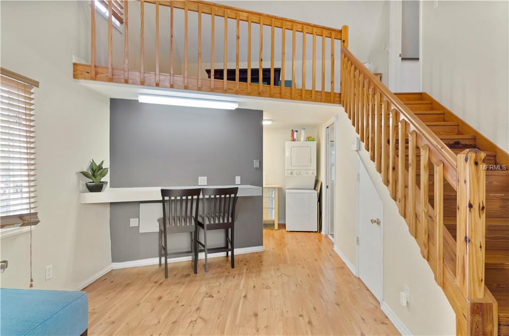 422 E GORE STREET, ORLANDO, Florida 32806, 4 Bedrooms Bedrooms, 8 Rooms Rooms,3 BathroomsBathrooms,Residential,For sale,GORE,O5528958