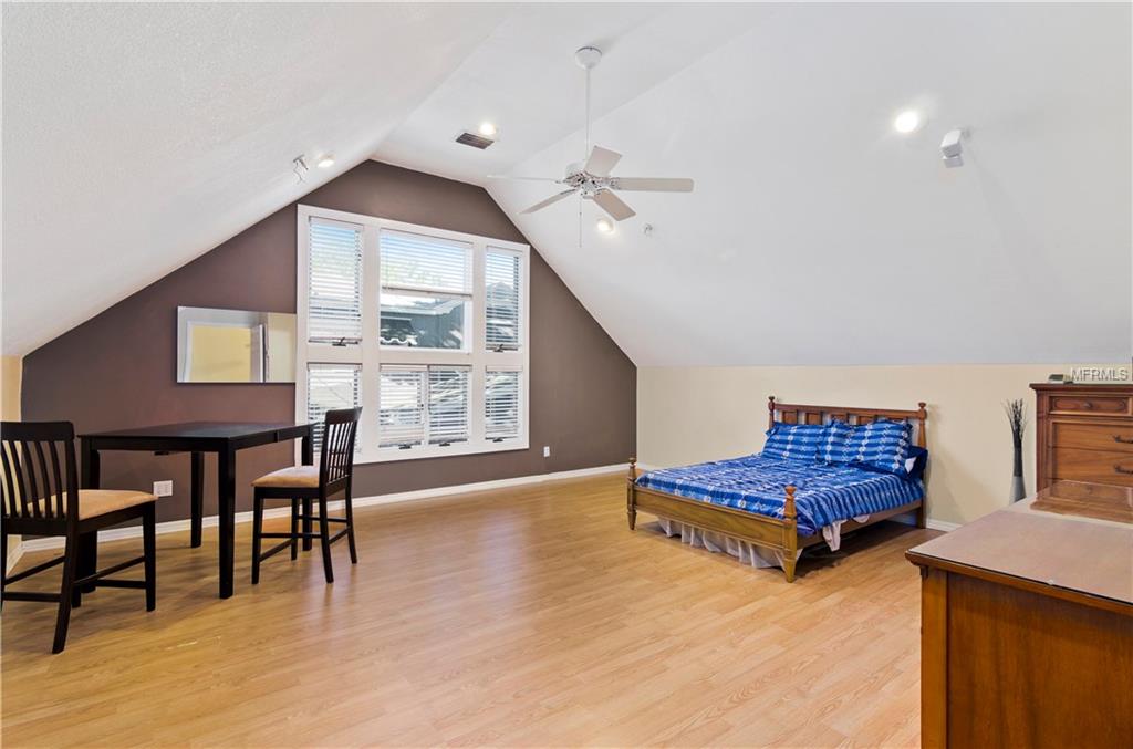 422 E GORE STREET, ORLANDO, Florida 32806, 4 Bedrooms Bedrooms, 8 Rooms Rooms,3 BathroomsBathrooms,Residential,For sale,GORE,O5528958