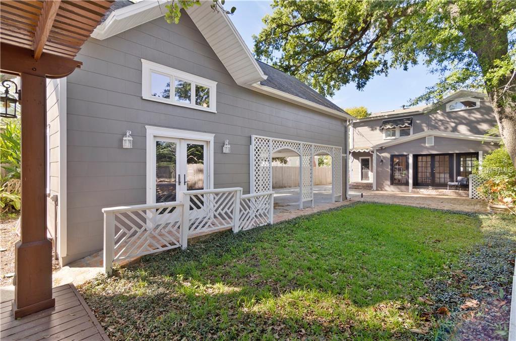422 E GORE STREET, ORLANDO, Florida 32806, 4 Bedrooms Bedrooms, 8 Rooms Rooms,3 BathroomsBathrooms,Residential,For sale,GORE,O5528958
