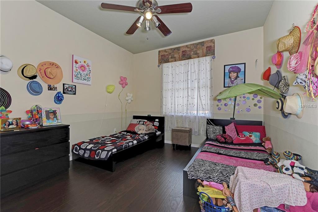 7214 36TH COURT E, SARASOTA, Florida 34243, 3 Bedrooms Bedrooms, 8 Rooms Rooms,2 BathroomsBathrooms,Residential,For sale,36TH,A4196439