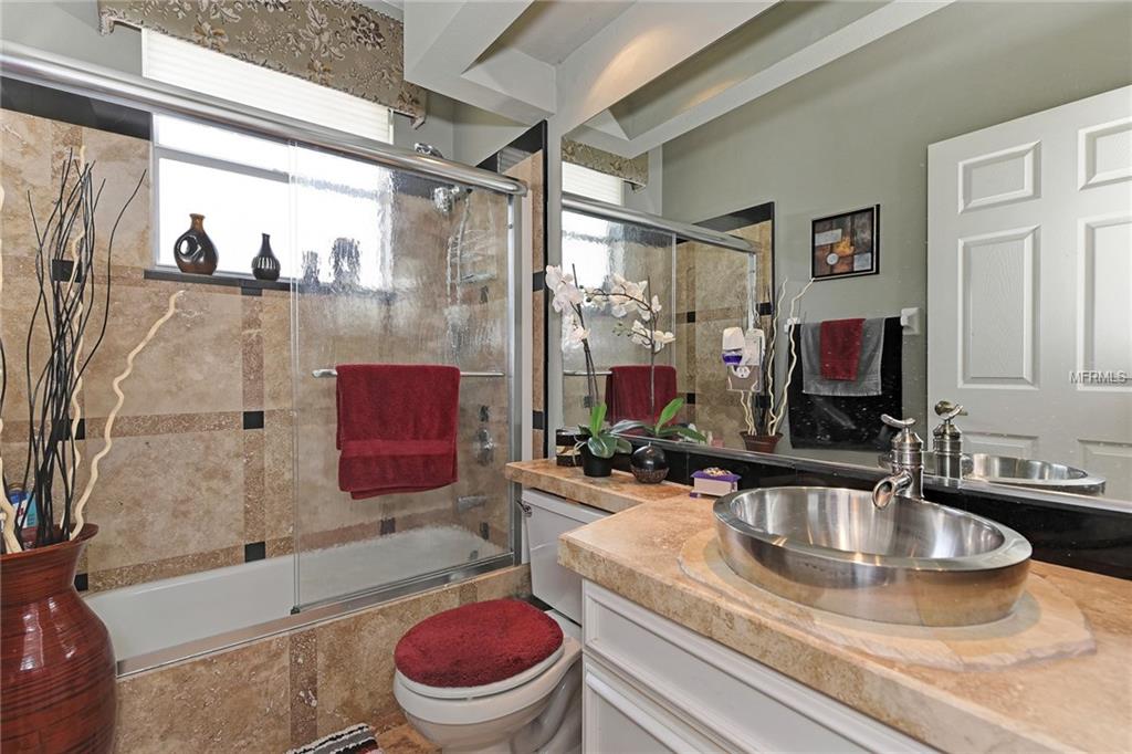 7214 36TH COURT E, SARASOTA, Florida 34243, 3 Bedrooms Bedrooms, 8 Rooms Rooms,2 BathroomsBathrooms,Residential,For sale,36TH,A4196439