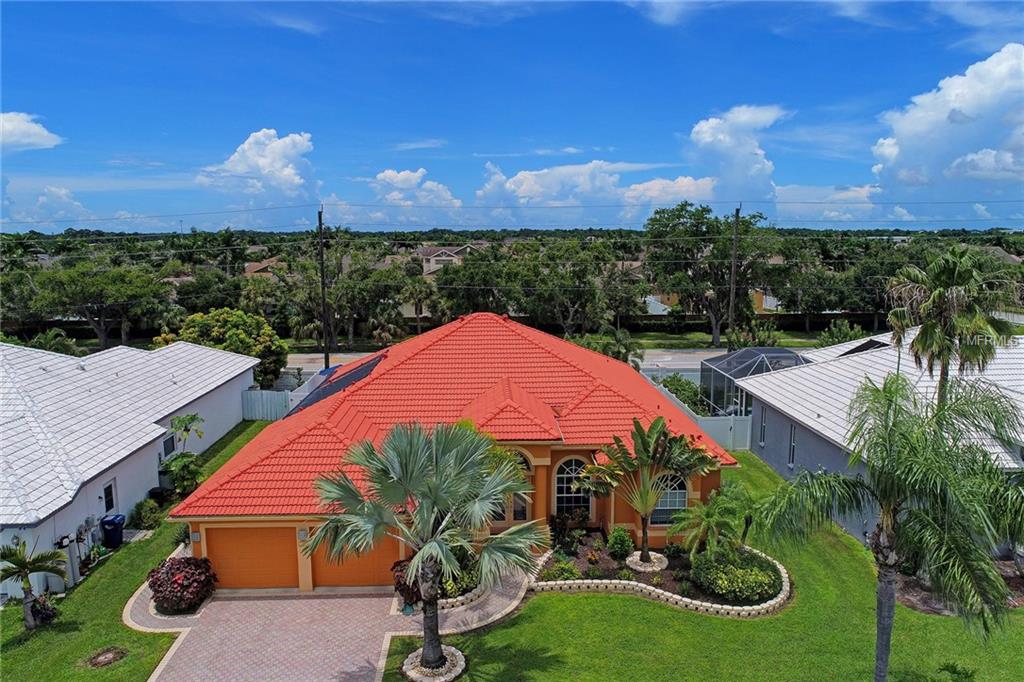 7214 36TH COURT E, SARASOTA, Florida 34243, 3 Bedrooms Bedrooms, 8 Rooms Rooms,2 BathroomsBathrooms,Residential,For sale,36TH,A4196439