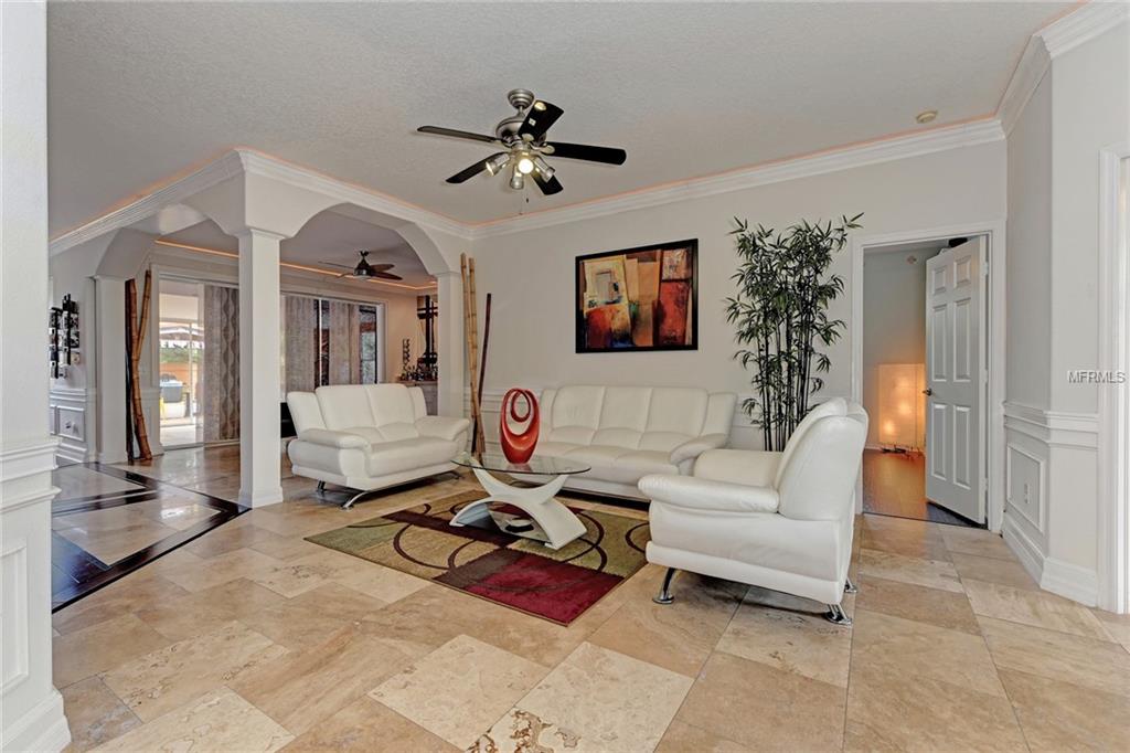 7214 36TH COURT E, SARASOTA, Florida 34243, 3 Bedrooms Bedrooms, 8 Rooms Rooms,2 BathroomsBathrooms,Residential,For sale,36TH,A4196439