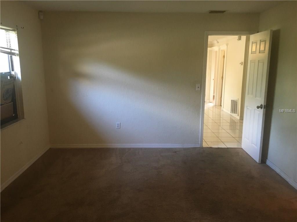 540 YEW COURT, ALTAMONTE SPRINGS, Florida 32714, 4 Bedrooms Bedrooms, 5 Rooms Rooms,3 BathroomsBathrooms,Residential,For sale,YEW,O5547447