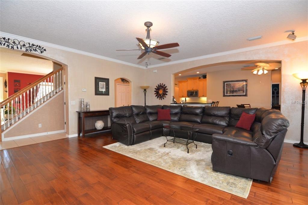 611 WOOD HOLLOW COURT, APOPKA, Florida 32712, 5 Bedrooms Bedrooms, 11 Rooms Rooms,4 BathroomsBathrooms,Residential,For sale,WOOD HOLLOW,O5551690