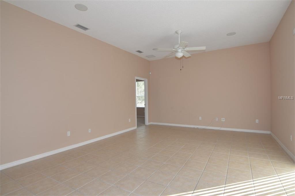 656 BROOKFIELD PLACE, APOPKA, Florida 32712, 4 Bedrooms Bedrooms, 9 Rooms Rooms,3 BathroomsBathrooms,Residential,For sale,BROOKFIELD,O5560012