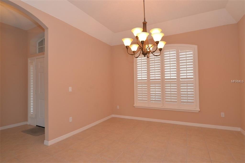 656 BROOKFIELD PLACE, APOPKA, Florida 32712, 4 Bedrooms Bedrooms, 9 Rooms Rooms,3 BathroomsBathrooms,Residential,For sale,BROOKFIELD,O5560012