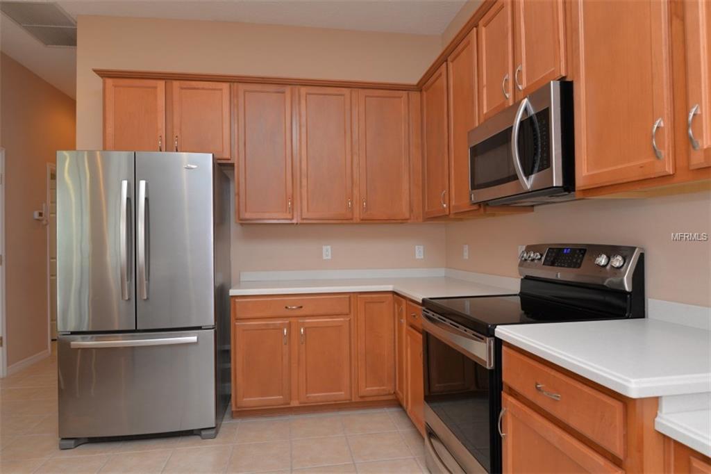 656 BROOKFIELD PLACE, APOPKA, Florida 32712, 4 Bedrooms Bedrooms, 9 Rooms Rooms,3 BathroomsBathrooms,Residential,For sale,BROOKFIELD,O5560012